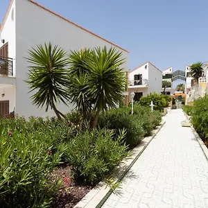 Spazioso A 250m Da Playa Troya Apartamento